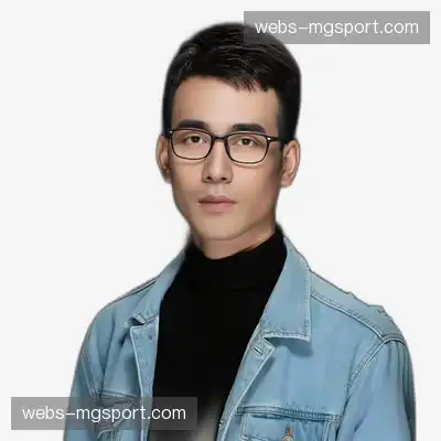 傅致